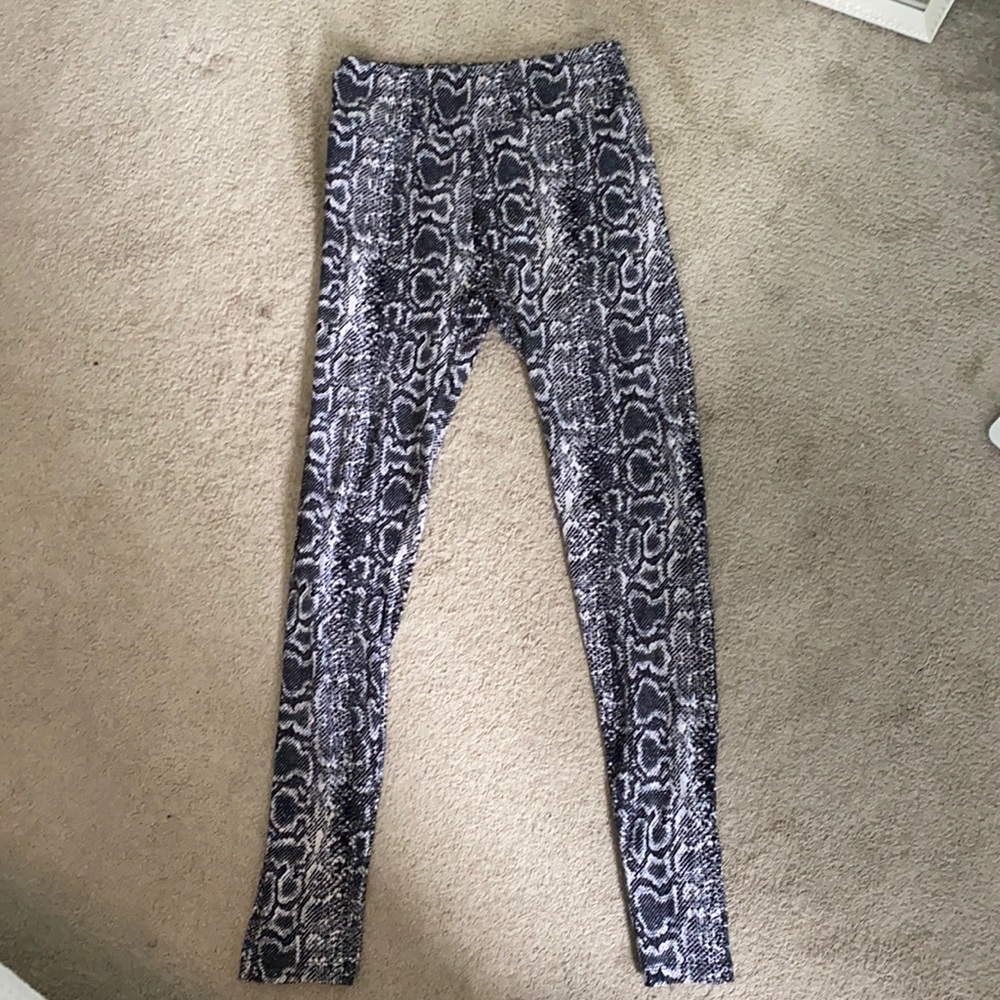 Suzette snakeskin leggings